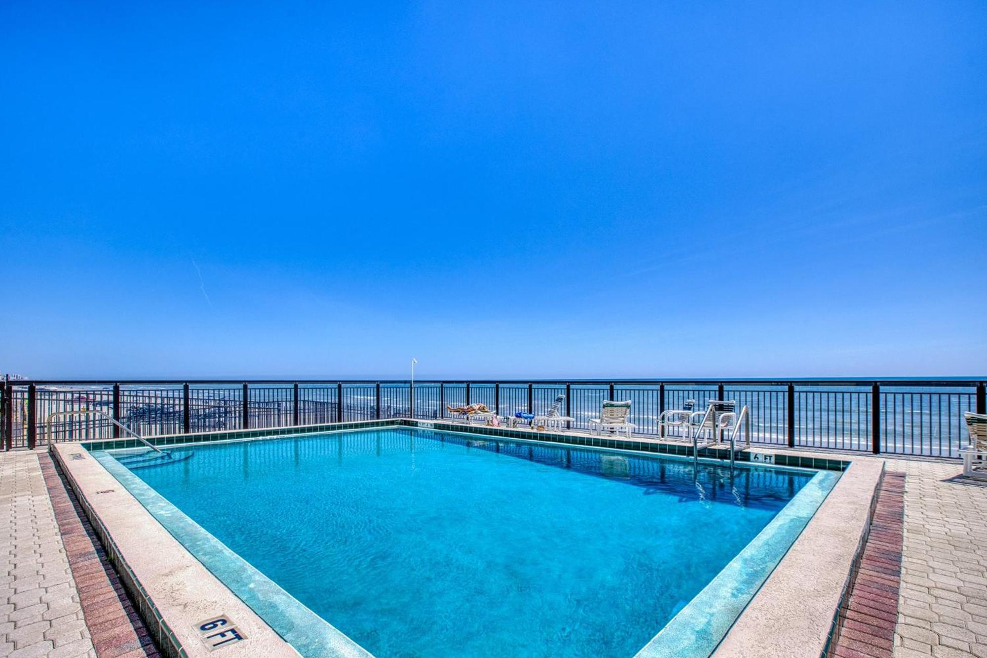 Ocean View With A Beachfront Pool At Ocean Trillium Condo ~ 602 New Smyrna Beach Eksteriør bilde