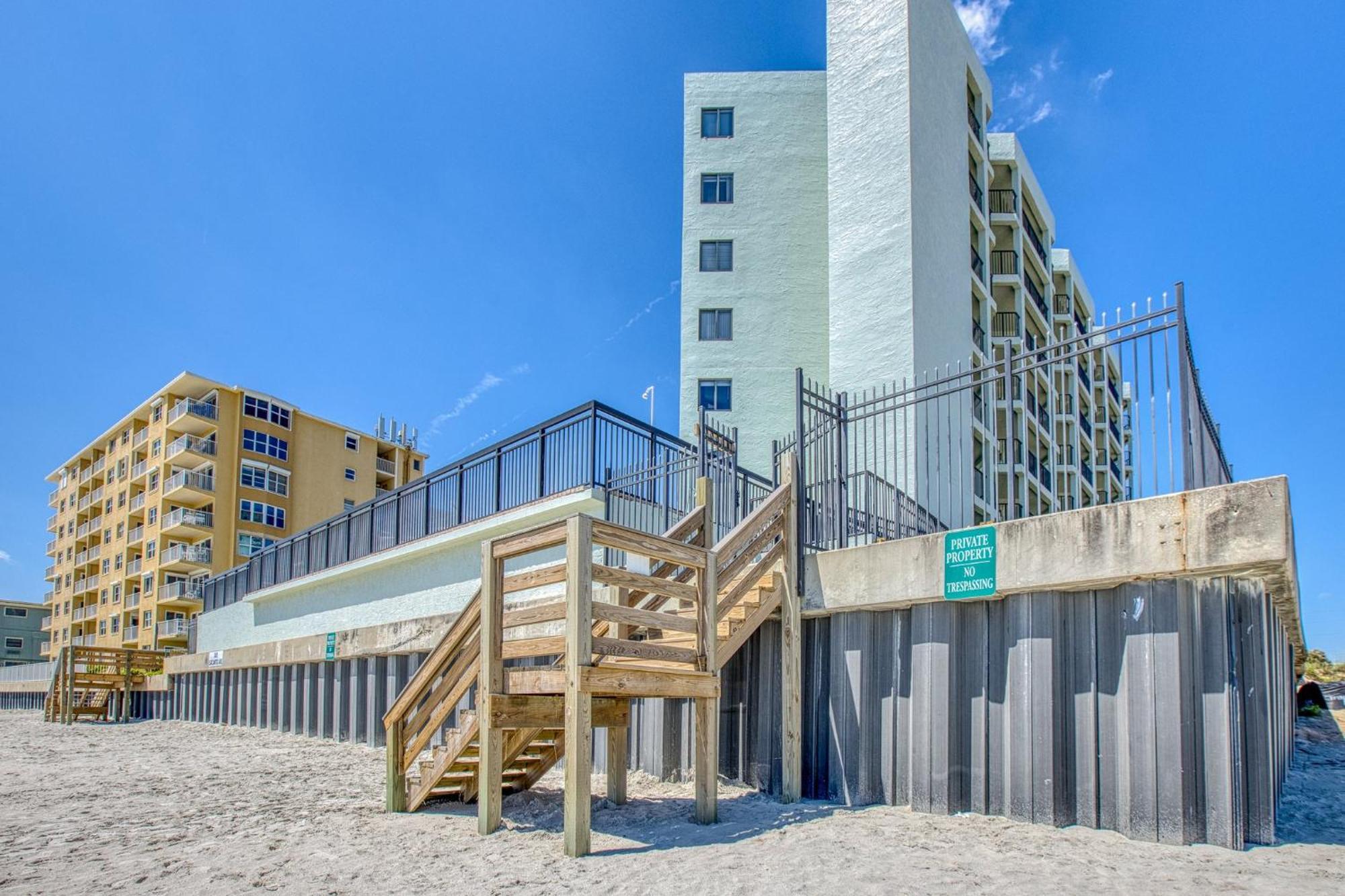 Ocean View With A Beachfront Pool At Ocean Trillium Condo ~ 602 New Smyrna Beach Eksteriør bilde