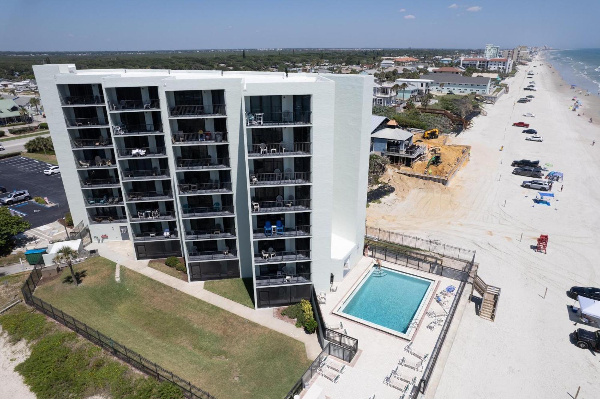 Ocean View With A Beachfront Pool At Ocean Trillium Condo ~ 602 New Smyrna Beach Eksteriør bilde